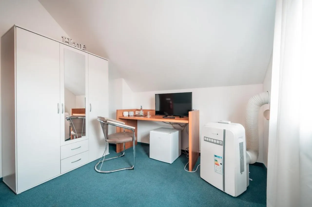 Airport Lounge Hotel Duesseldorf Bed & Breakfast Dusseldorf